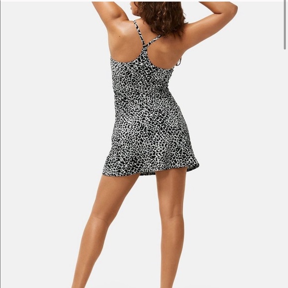 OV Exercise Dress in Snow Leopard - Picture 2 of 2